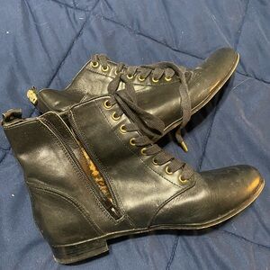 Betsey Johnson Black Leather Ankle Booties